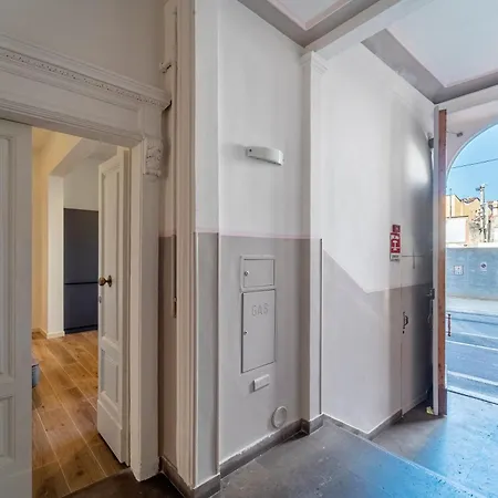 Unyca - Cavour Apartment Florenz