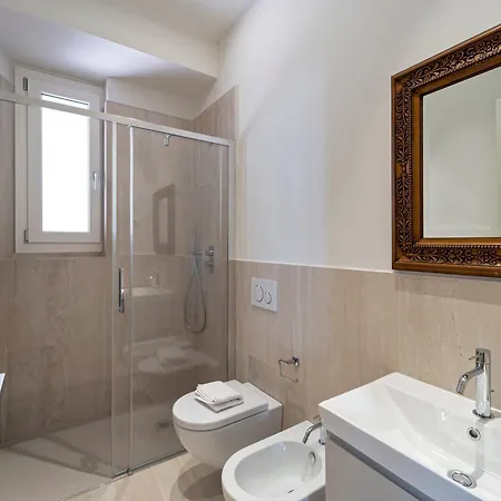 Unyca - Cavour Apartment Florenz