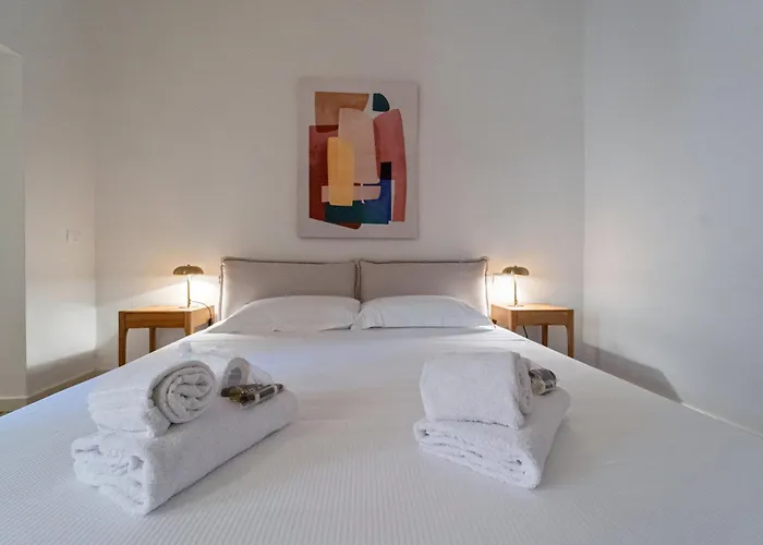 Unyca - Elegant 3-bedroom In *