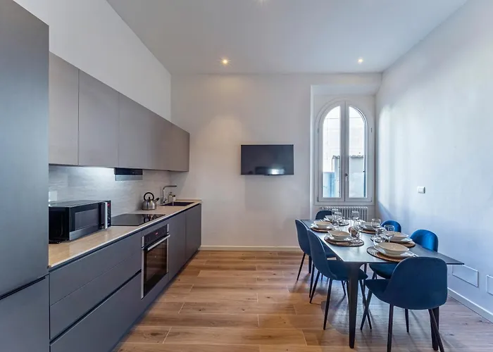 Unyca - Elegant 3-bedroom In Apartament Florencja